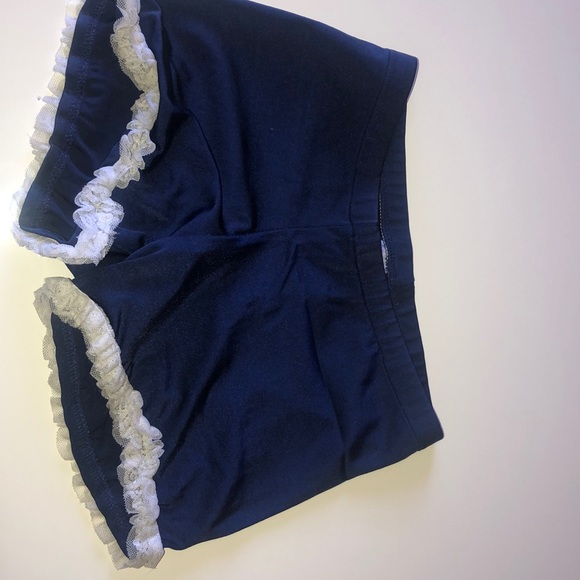 Booty shorts - Picture 1 of 1